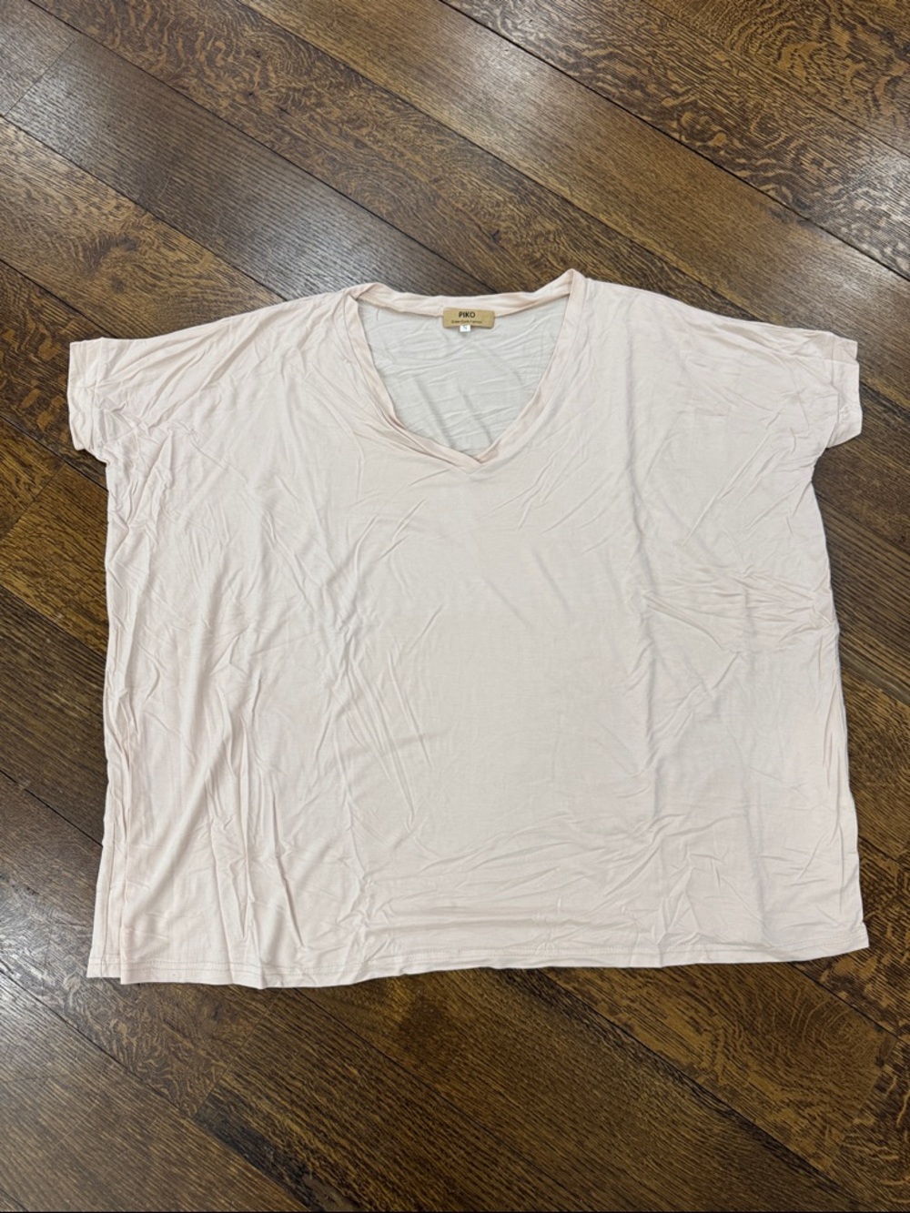 Piko Relaxed V-Neck Women’s Top - Pale Pink